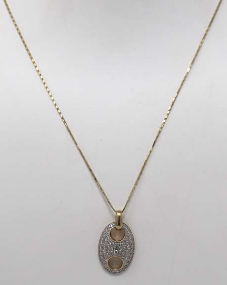 Gorgeous Puffed Diamond Gucci Link Pendant