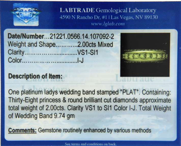 Charming Platinum 2cts Diamond Wedding Band