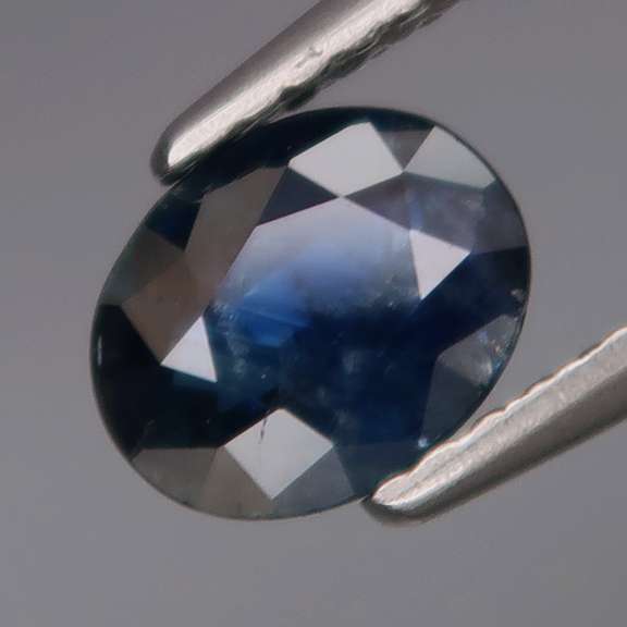 1.06ct Royal blue Sapphire from Madagascar