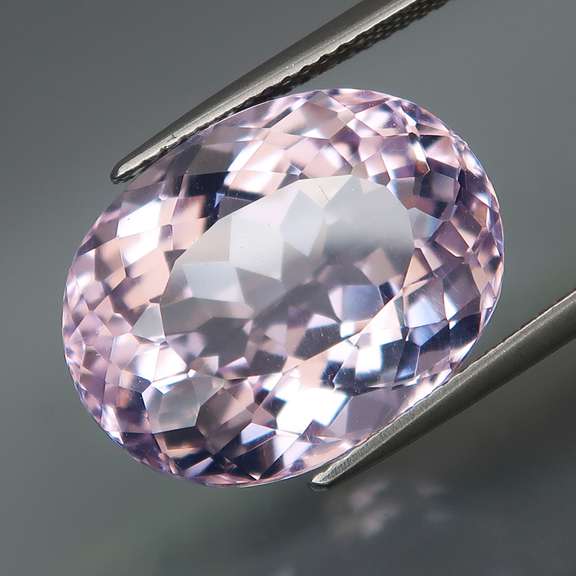 Captivating 15.30ct Rose de Franc Amethyst