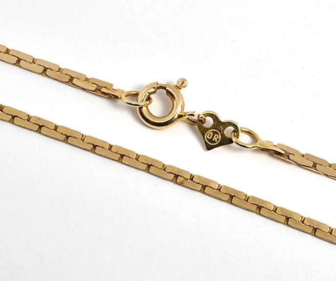 Practical Double C Link Necklace