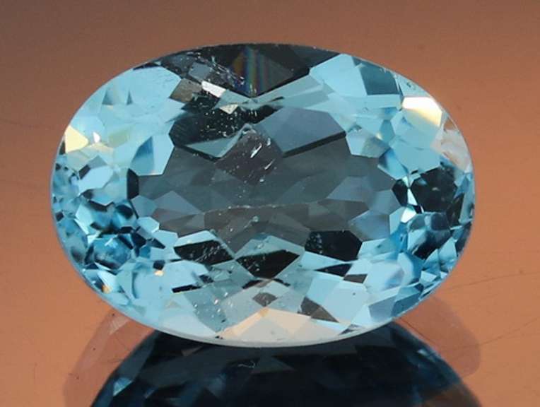 Impressive 7.53ct 10x14mm top Swiss blue Topaz