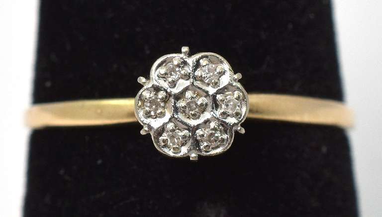 Sweet Diamond Cluster Ring in Yellow Gold