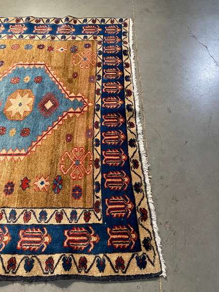 PERSIAN VINTAGE RUG 4'.2"X 7'.0"