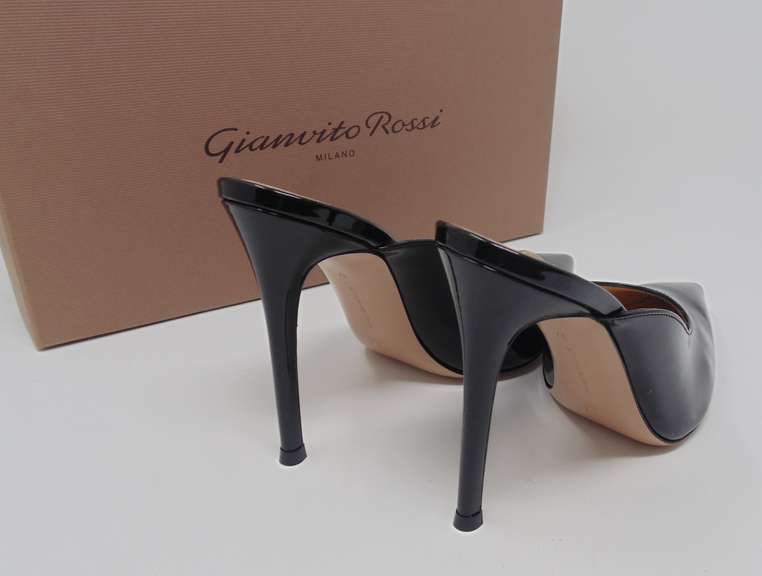 Gianvito Rossi Black Heel Ladies Shoes