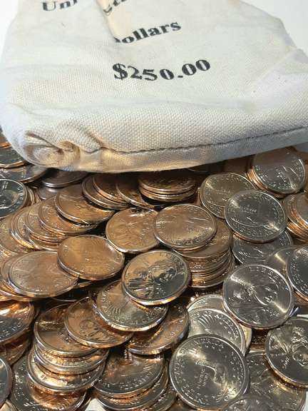 250 2005 P Sacagawea Unc Dollars