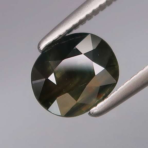 Unheated! Australian! 1.36ct blue green Sapphire