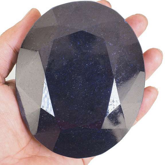 4000.00 Carat Blue Sapphire Museum Size Gemstone-Rare!