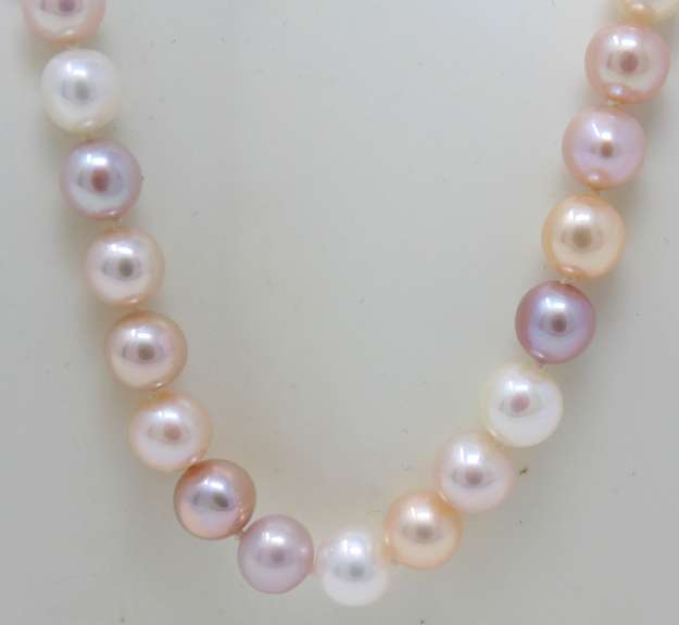 Fresh water Pearl Necklace