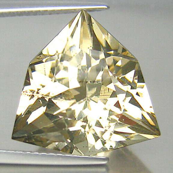 Collectors 13.90ct gem grade untreated Scapolite