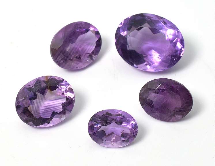 Glittering Collection of 5 Loose Amethysts, 17.44CTW