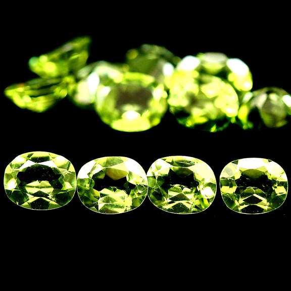 Dazzling 4.44ct untreated lime green Peridot set