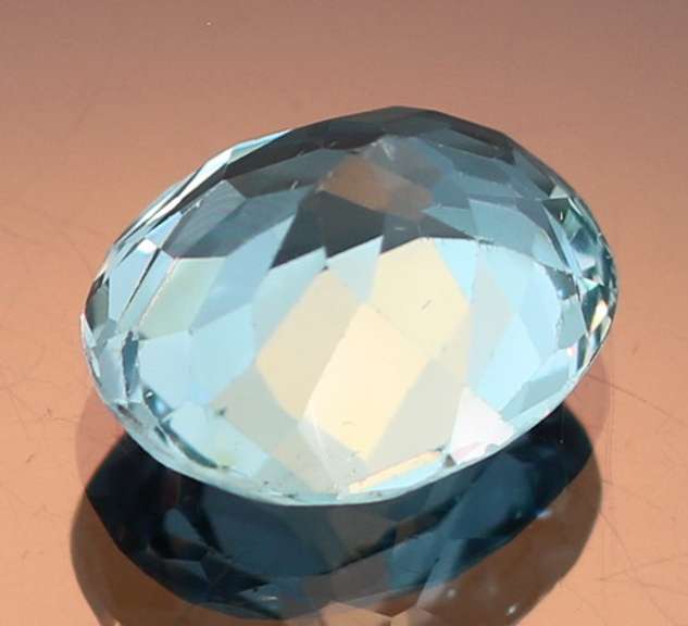 Captivating 6.03ct 10x12mm oval cut Topaz