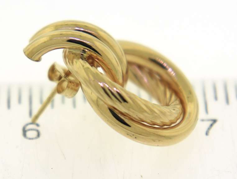Fancy Yellow Gold Interlocking Circle Earrings