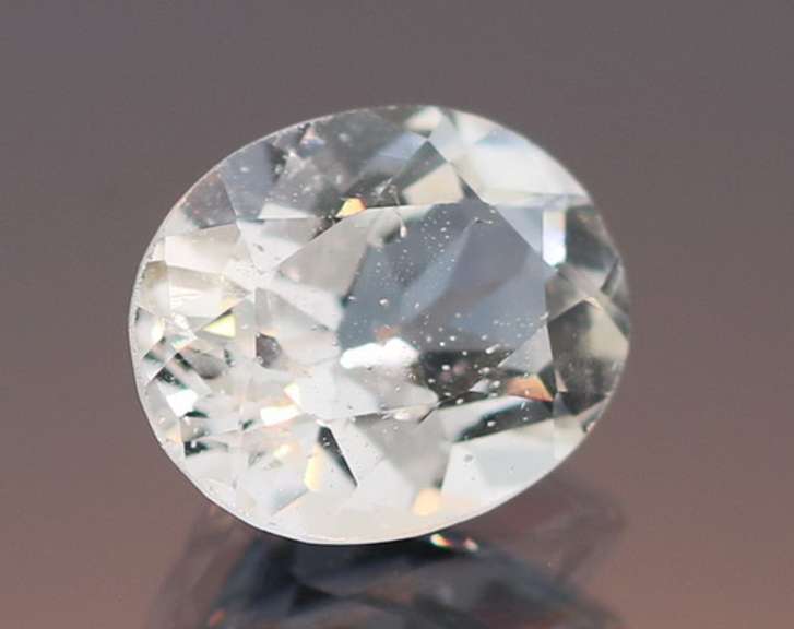 Dazzling 3.15ct diamond white Topaz