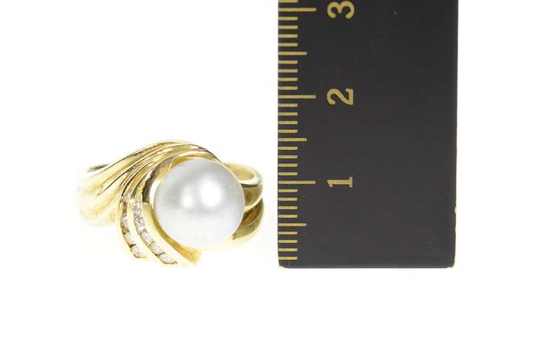 14K Yellow Gold Pearl Diamond Ornate Swirl Cocktail Statement Ring