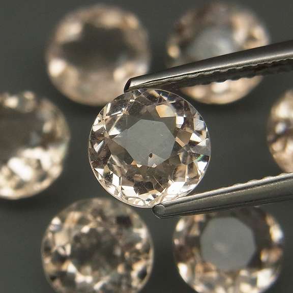 Matched 5.44ct set of untreated Morganite