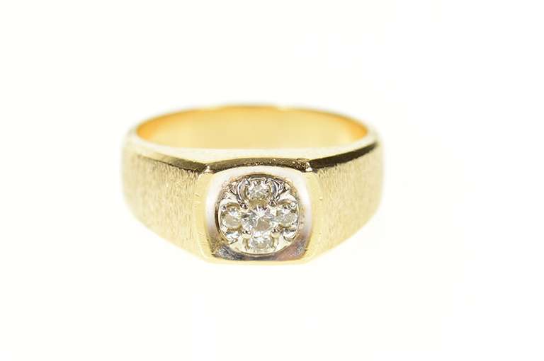 14K Yellow Gold 0.20 Ctw Diamond Cluster Men's Wedding Ring