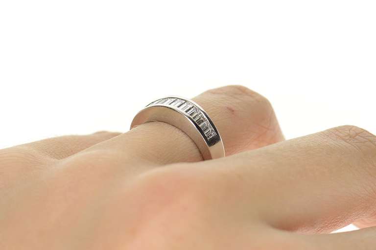 14K White Gold 0.80 Ctw Baguette Diamond D VS1 Wedding Band Ring