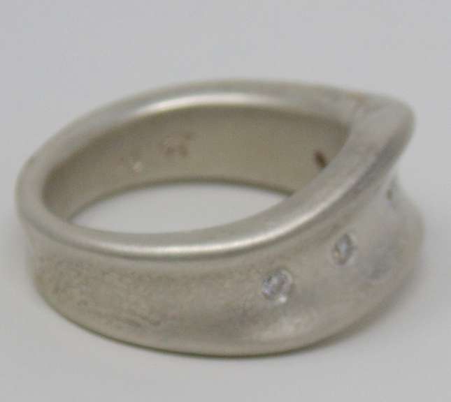 Robert Lee Morris Rolled Edge Flush Diamond Ring