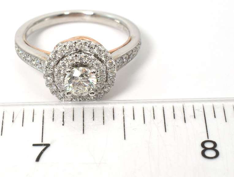 Stunning 1.00CTW Diamond Halo Ring in 14KT White Gold