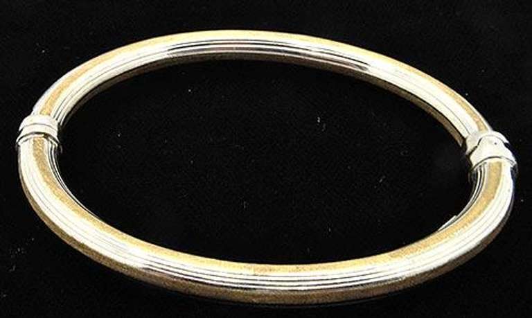 Simple but Elegant 14kt Yellow & White Gold Bangle
