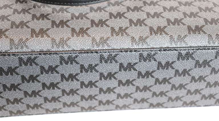 Micheal Kors Leather Trim Chain Handle Tote