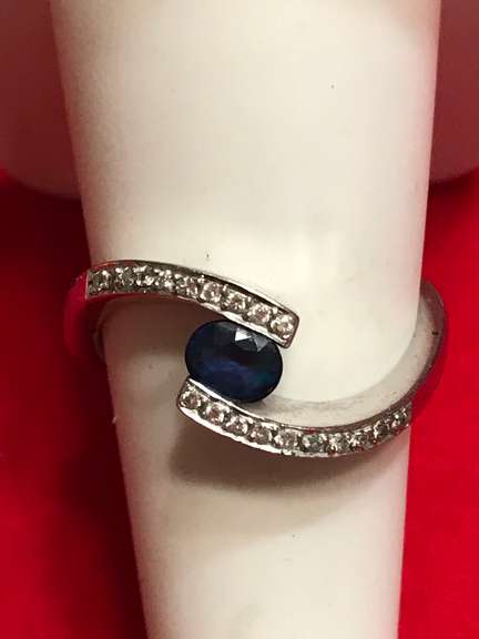 LADIES 14K WHITE GOLD SAPPHIRE AND DIAMOND RING