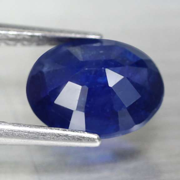 Stunning 2.70ct cobalt blue Sapphire