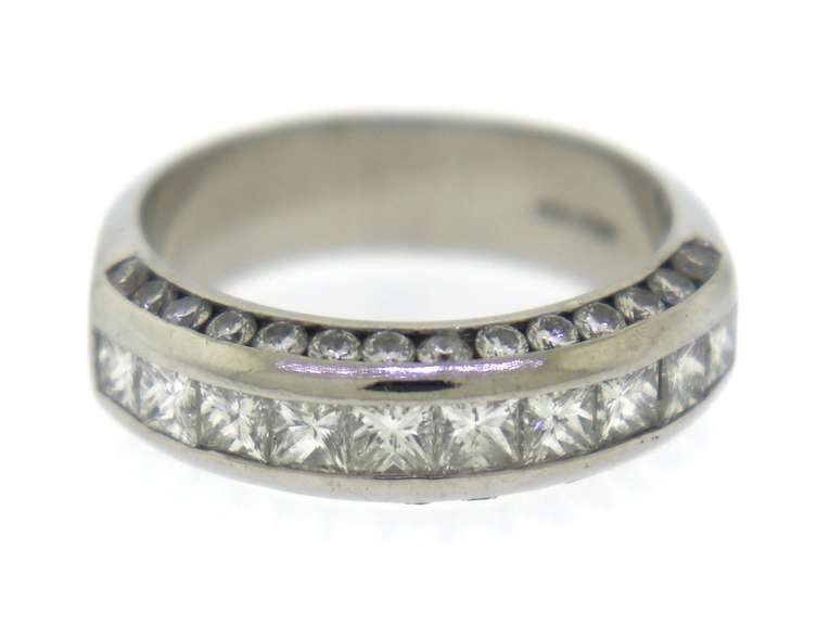 Charming Platinum 2cts Diamond Wedding Band