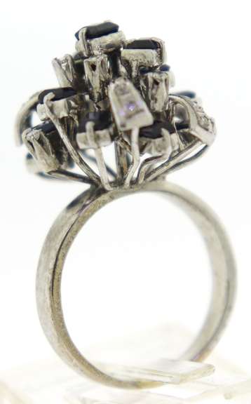 Vintage 14kt White Gold Blue Sapphire and Diamond Ring