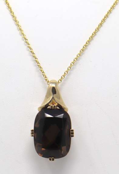 Fabulous 14kt YG Smokey Quartz Necklace