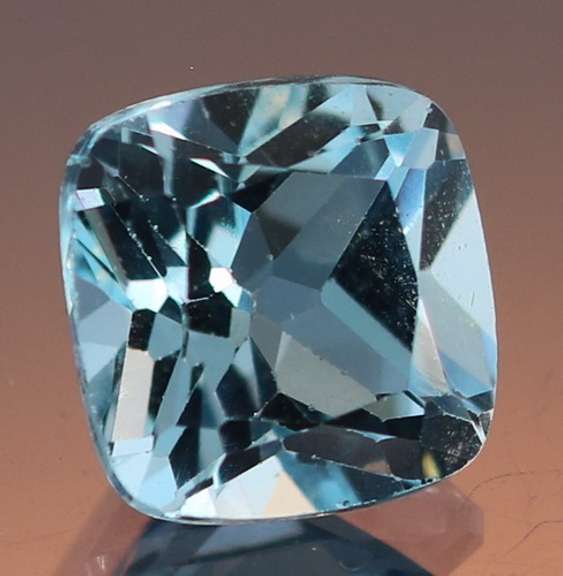Stunning 3.95ct cushion cut 9mm Swiss blue Topaz