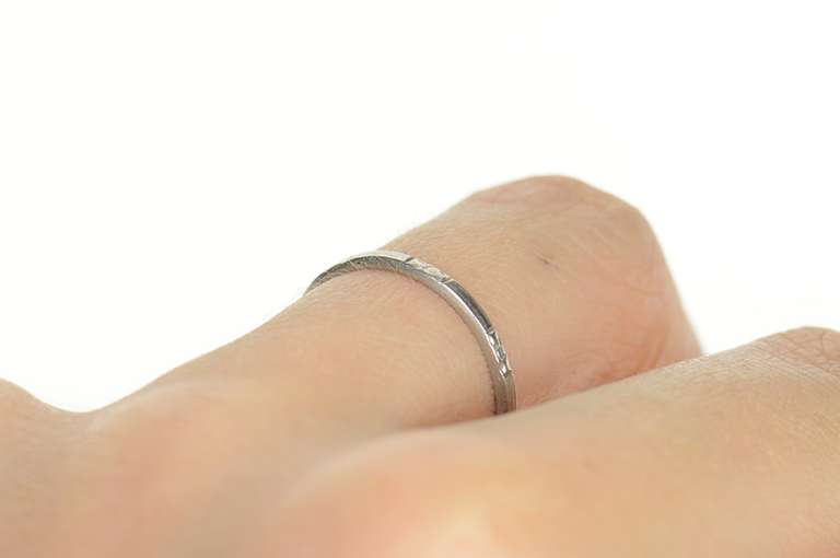 Platinum 1.7mm Art Deco Flower Wedding Band Ring
