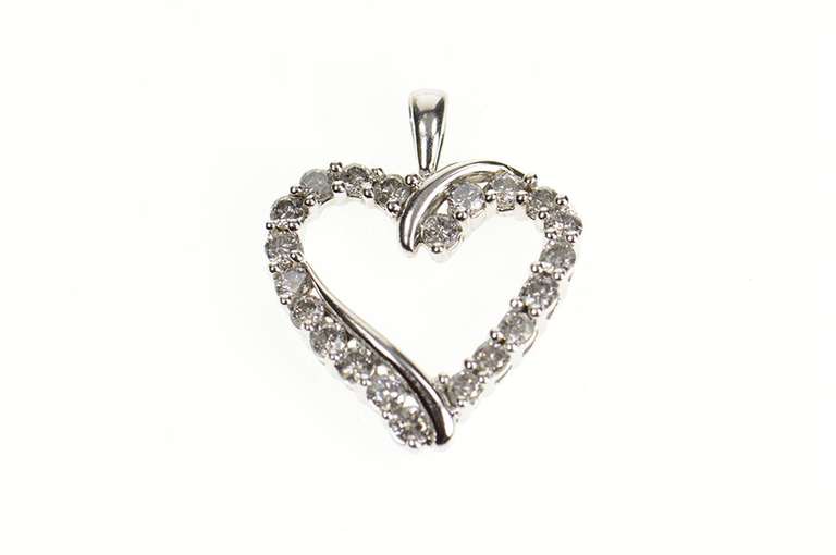 10K White Gold 2/3 Ct Diamond Classic Simple Heart Pendant