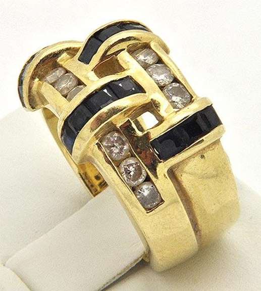 14K GOLD , DIAMOND AND SAPPHIRE RING