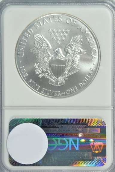 Perfect 2010 EARLY RELEASES $1 Silver Eagle. NGC MS70