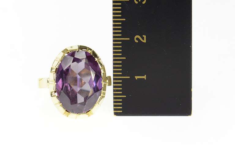 14K Yellow Gold Oval Amethyst Retro Statement Cocktail Ring
