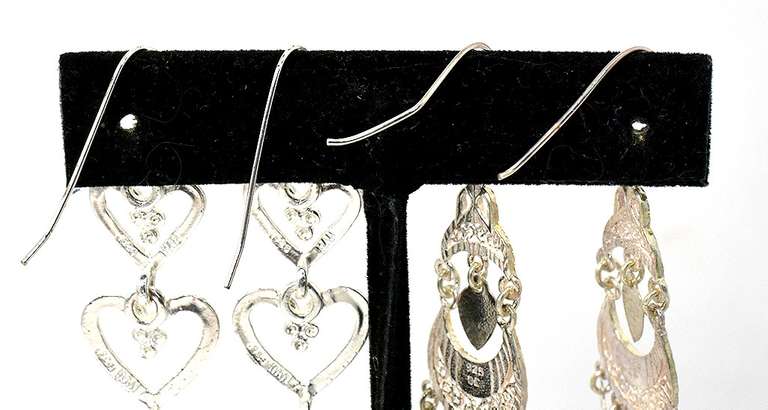 Lot of 2 Pairs of Sterling Silver Earrings