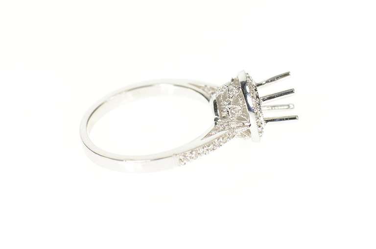 18K White Gold 0.29 Ctw 4.7mm Engagement Semi Mount Setting Ring