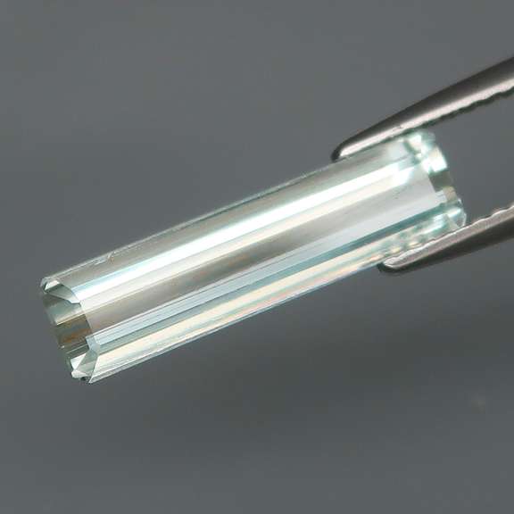 Extremely rare 2.77ct unheated Achroite Tourmaline!