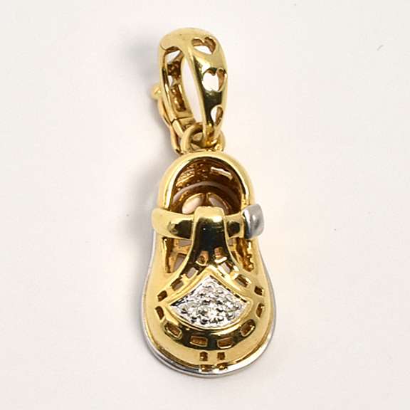 Adorable Sandal Pendant with Diamonds in 14K YG