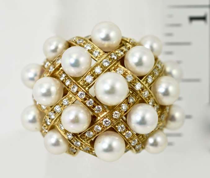 Eye-Catching 18K Pearl and Diamond Cluster Ring