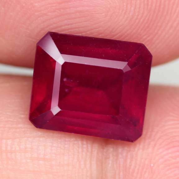 Decadent 5.85ct top blood red Ruby
