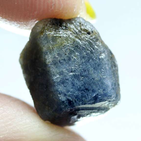 Real raw Sapphire weighing 19.50 carats