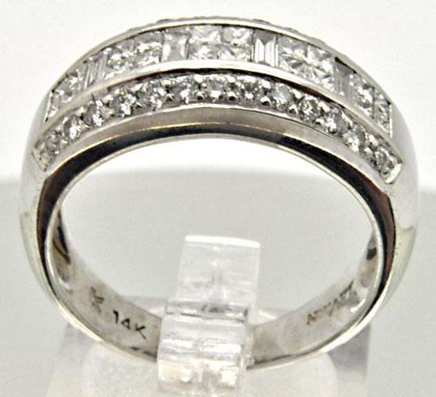 LADIES 14 KT WHITE GOLD DIAMOND BAND BY LEVIAN.