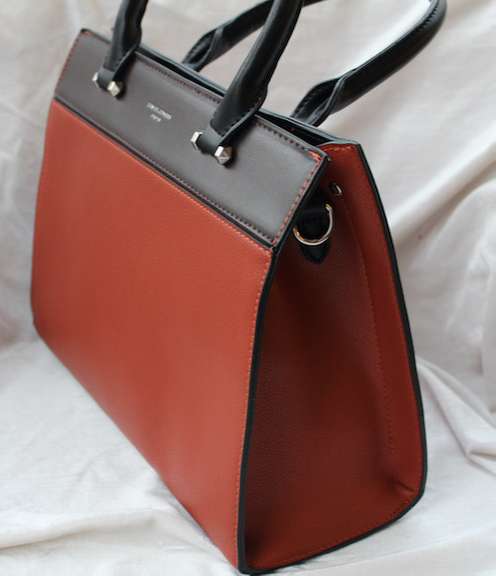 Stylish New Designer Bag By David Jones