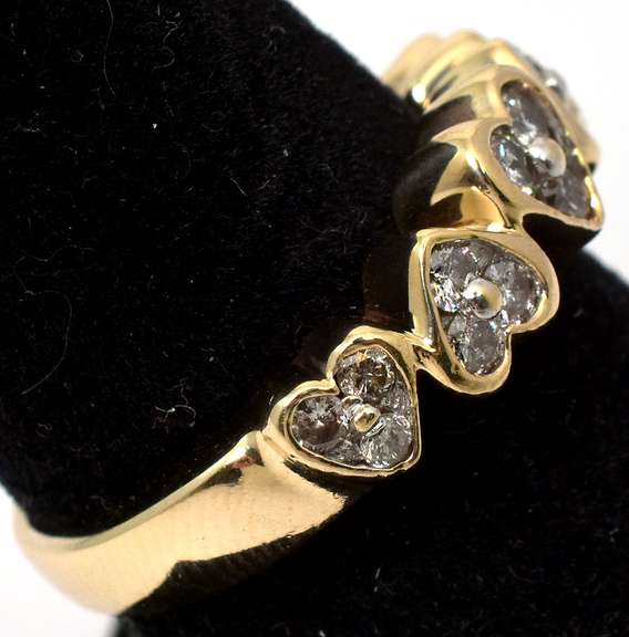 Precious Diamond Heart Ring in 14KT Yellow Gold