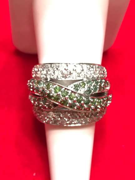 LADIES 14K WHITE GOLD DIAMOND RING