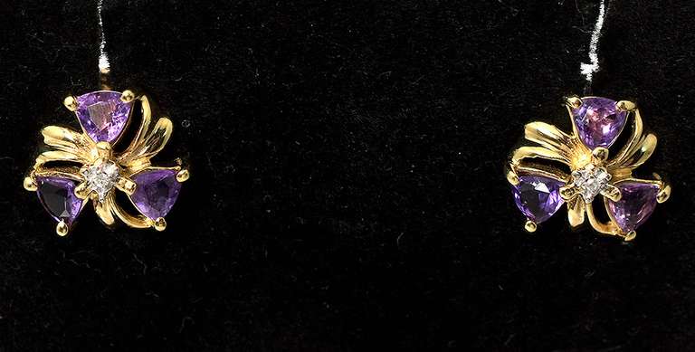 Fun Amethyst Earrings in Yellow Gold